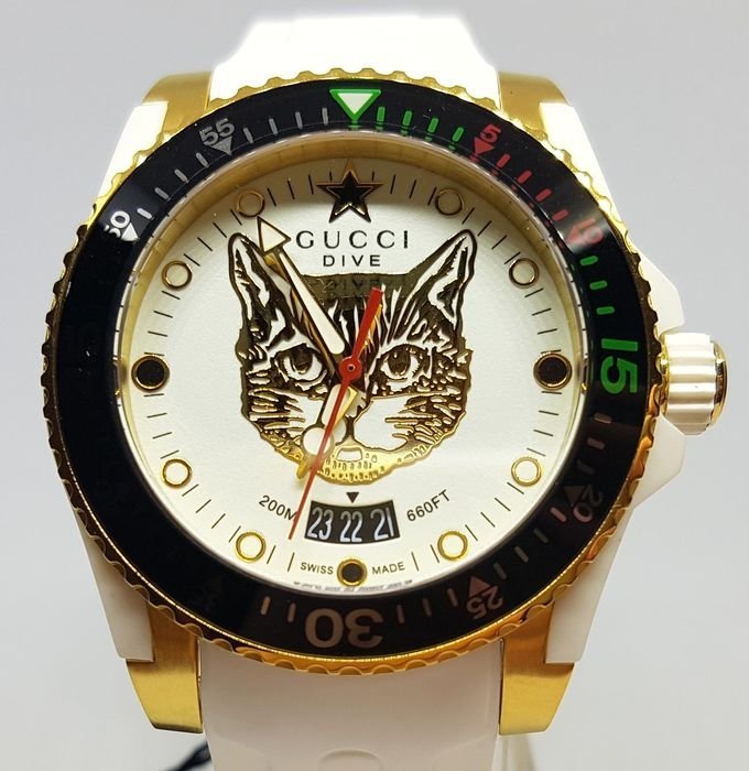 Gucci Dive White Dial White Rubber Strap Unisex Watch - YA136322 Watches Gucci   