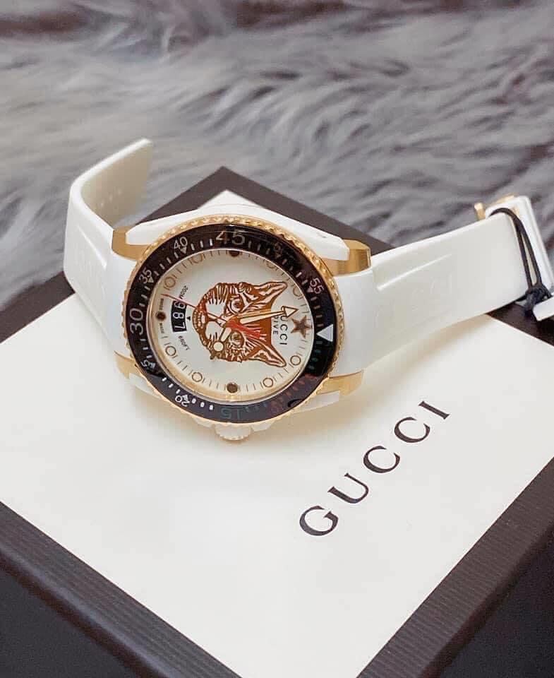 Gucci Dive White Dial White Rubber Strap Unisex Watch - YA136322 Watches Gucci   