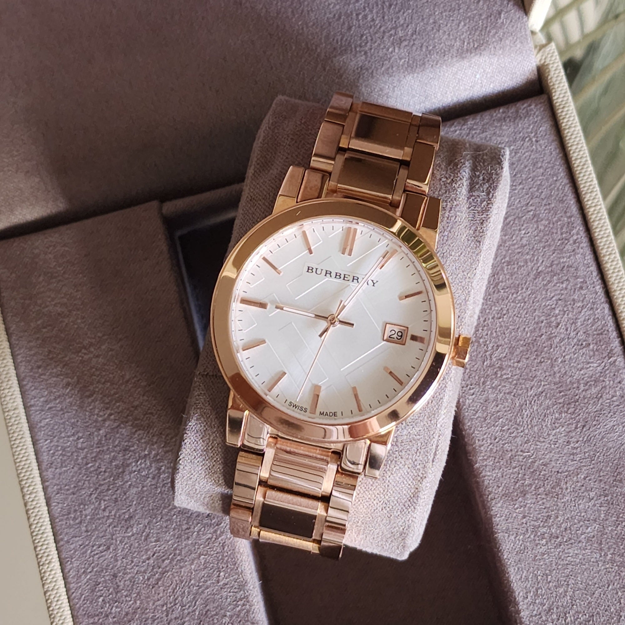 Burberry The City White Dial Rose Gold Stainless Steel Strap Watch for Women - BU9004 Watches Burberry   