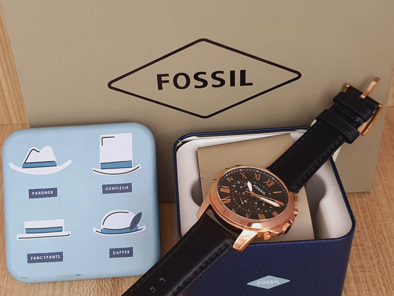 Fossil Grant Chronograph Black Dial Black Leather Strap Watch for Men - FS5085 Watches Fossil   