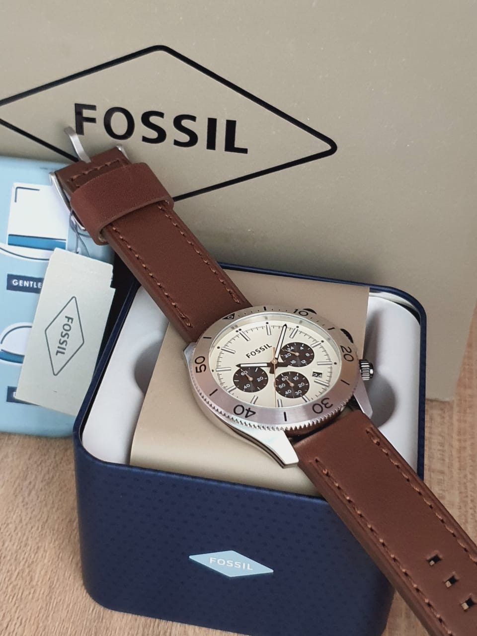 Fossil Retro Traveler Chronograph White Dial Brown Leather Strap Watch for Men - CH2886 Watches Fossil   