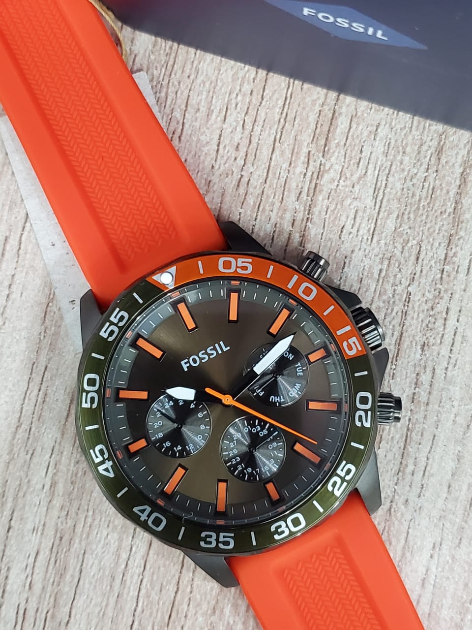 Fossil Bannon Chronograph Grey Dial Orange Silicone Strap Watch for Men - BQ2500 Watches Fossil   