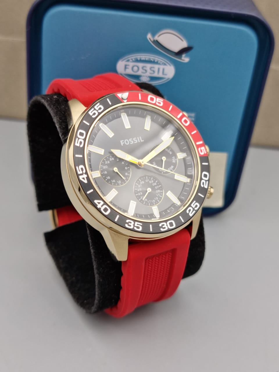 Fossil Bannon Multifunction Black Dial Red Silicone Strap Watch for Men - BQ2499 Watches Fossil   