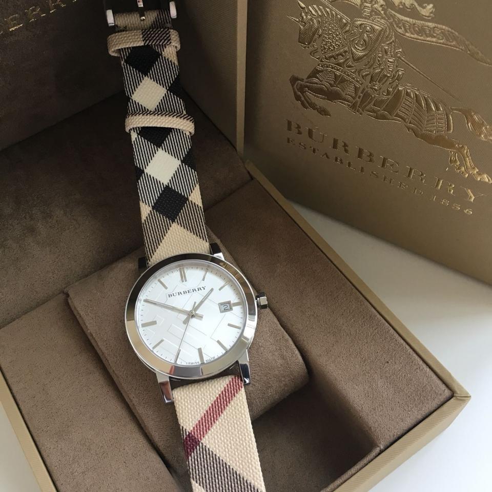 Burberry The City Nova Silver Dial White Leather Strap Watch for Women - BU9022 Watches Burberry   