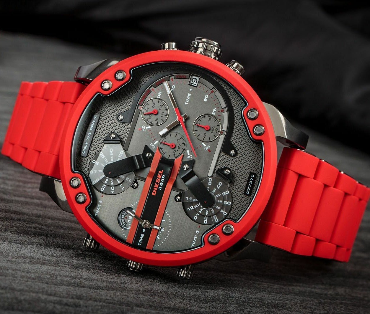 Diesel Mr Daddy 2.0 Black Dial Red Stainless Steel Watch For Men - DZ7370 Watches Diesel   