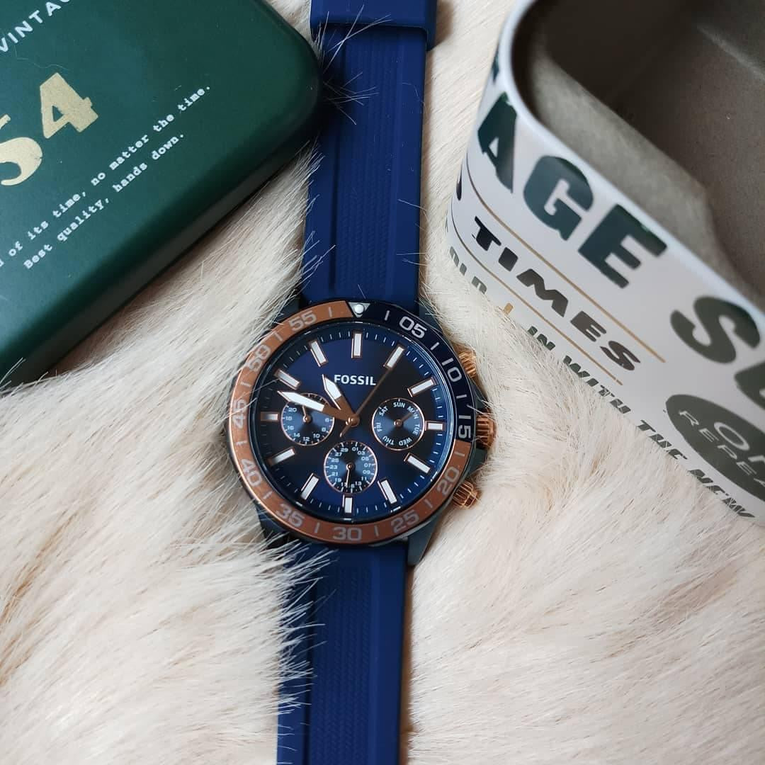 Fossil Bannon Multifunction Blue Dial Blue Silicone Strap Watch for Men - BQ2498 Watches Fossil   