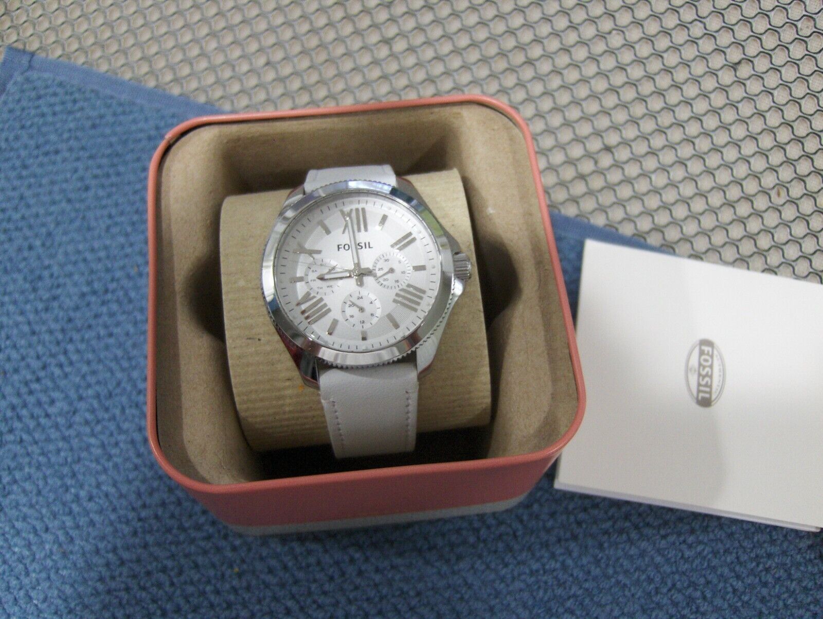 Fossil Cecile White Dial White Leather Strap Watch for Women - AM4484 Watches Fossil   