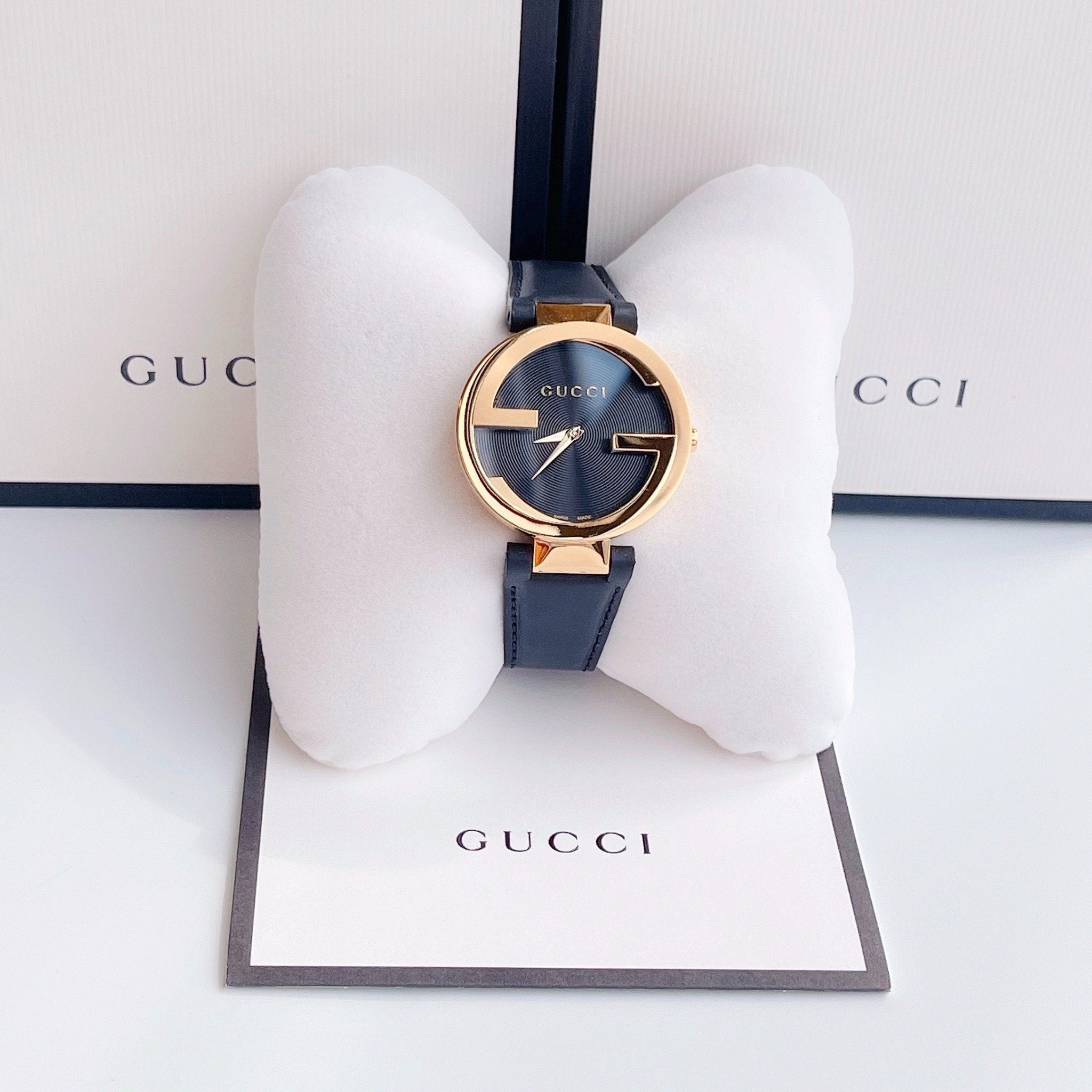 Gucci Interlocking G Gold Black Dial Black Leather Strap Unisex Watch - YA133326 Watches Gucci   